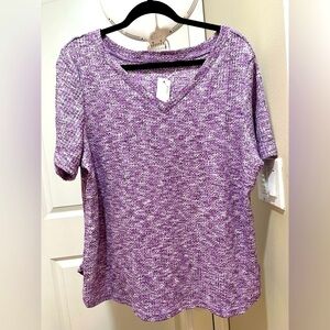 BloomChic Plus Size XL V-Neck T- shirt  us14-16